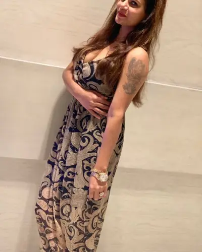 Kadur Escort